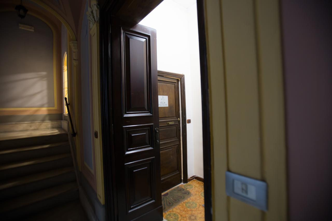 Bed and Breakfast A Casa Di Nonna Giulia Napoli Esterno foto